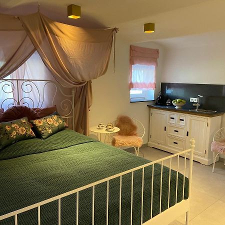 Luxus Ferienwohnung Mit Whirlpool Runkel Dış mekan fotoğraf