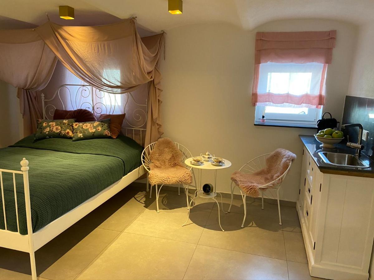 Luxus Ferienwohnung Mit Whirlpool Runkel Dış mekan fotoğraf